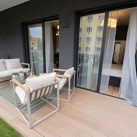 Deluxe With Ac & Terrace شقة *