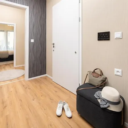 Deluxe With Ac & Terrace